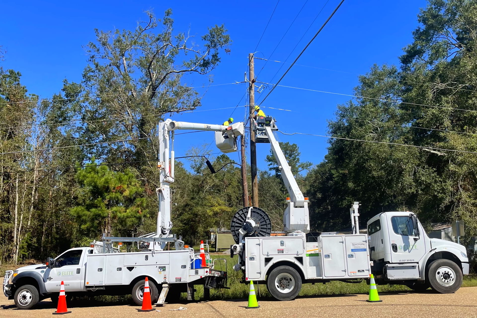 Elite Technician Management Group trucks